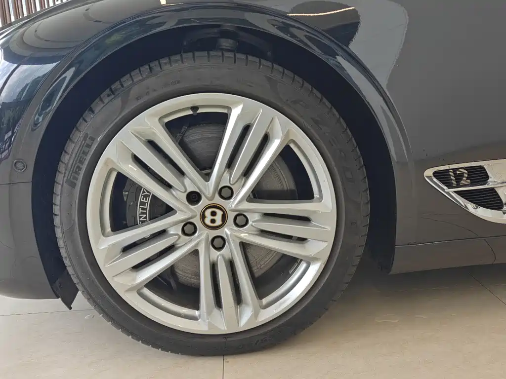 Bentley Continental — миниатюра 7