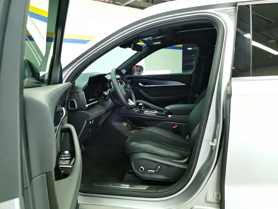 Geely Monjaro L 2024 2.0TD AT