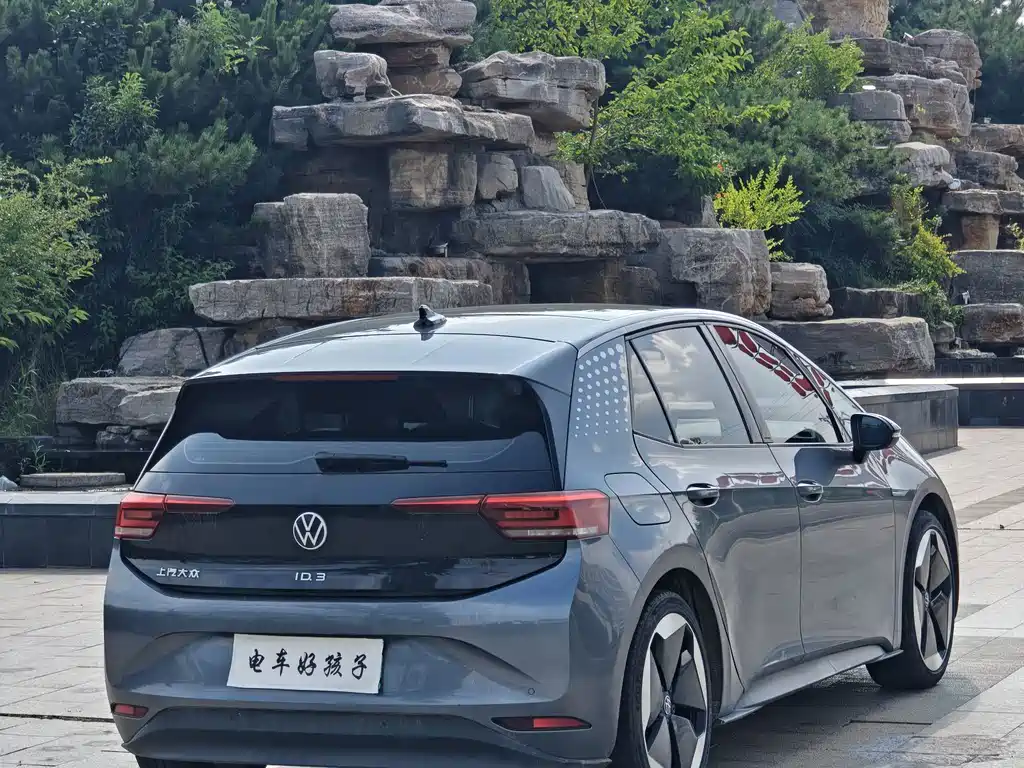 Volkswagen ID.3 — миниатюра 6