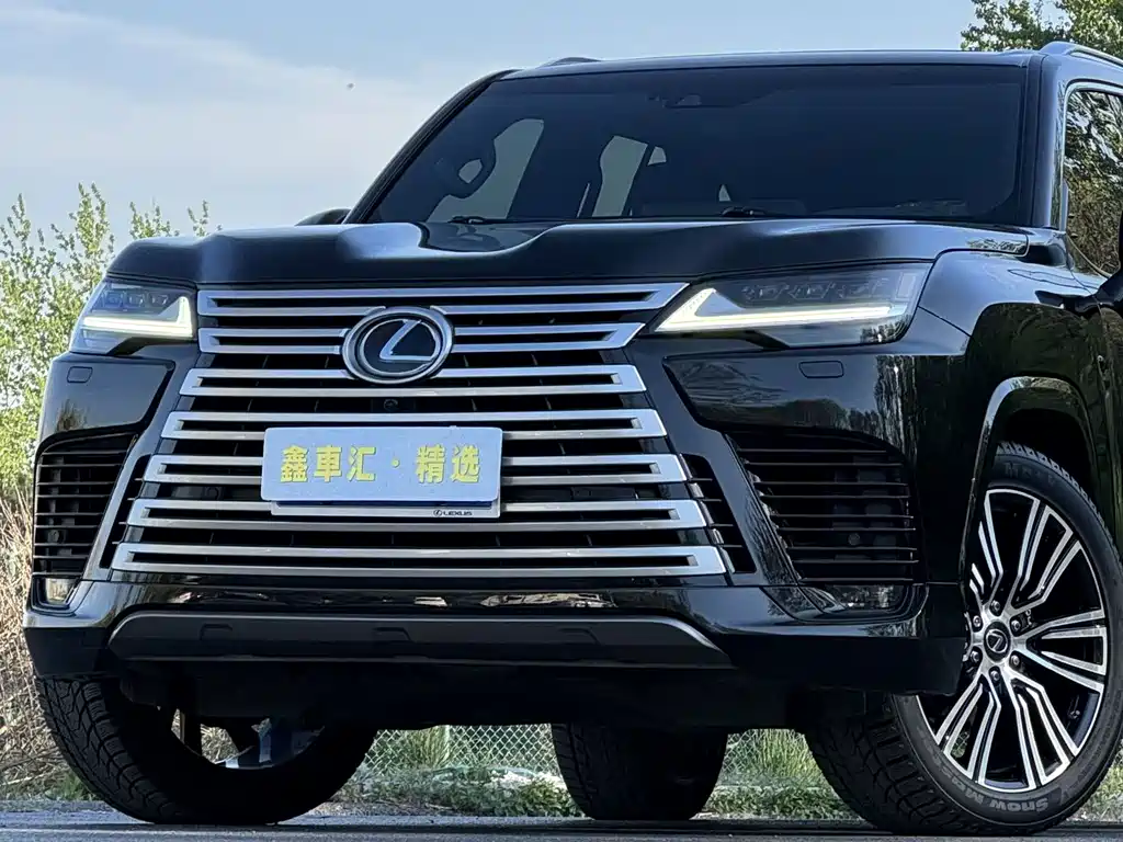 Lexus LX — миниатюра 5