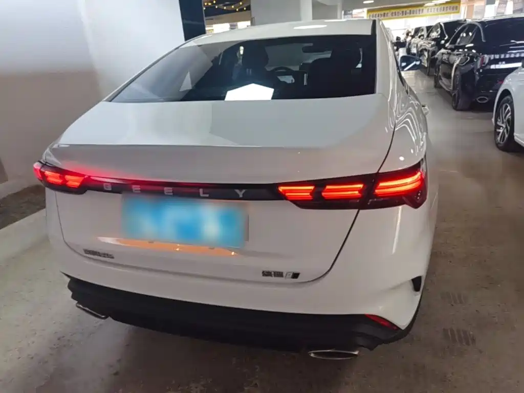 Geely Binrui — миниатюра 6