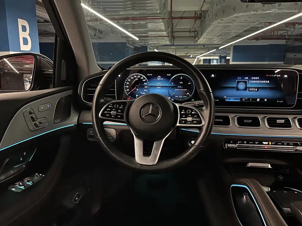 Mercedes-Benz GLE (Import) — миниатюра 22