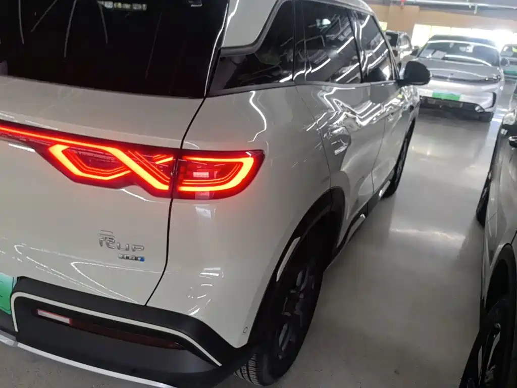 BYD Yuan UP — миниатюра 8