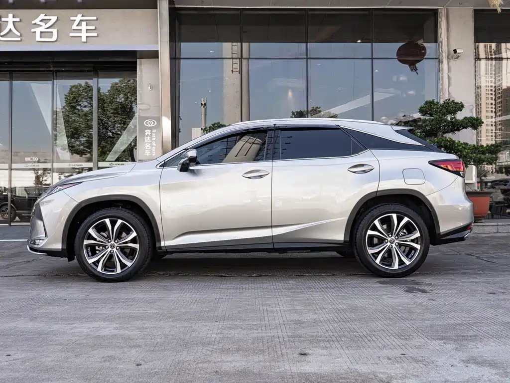 Lexus RX — миниатюра 4