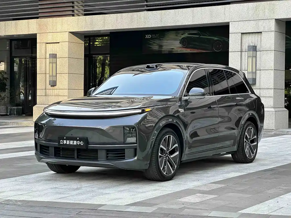 Li Auto Li L8 — миниатюра 2