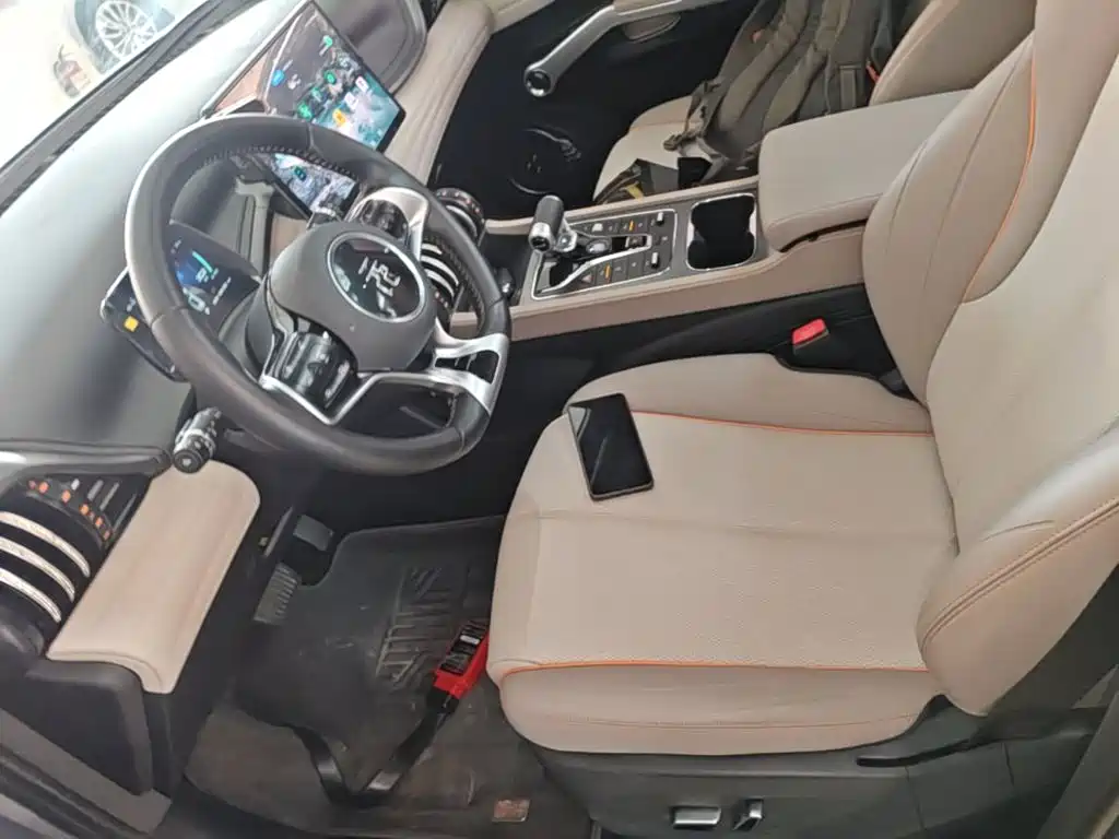 BYD Yuan Plus — миниатюра 15