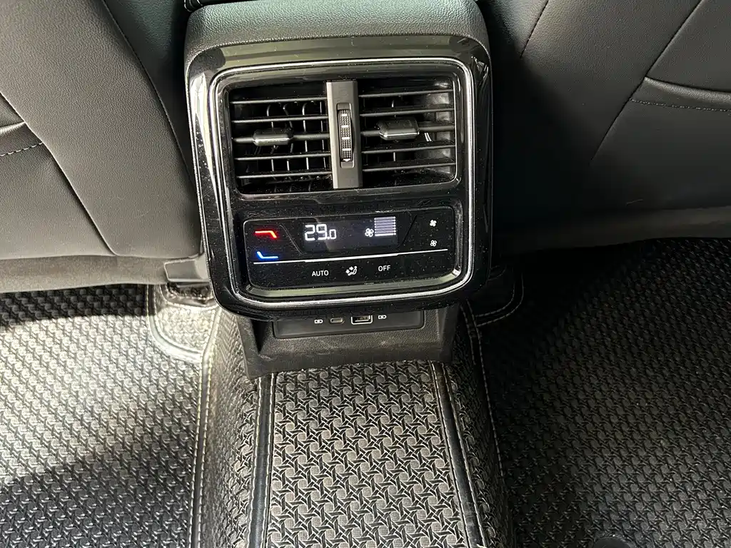 Volkswagen Passat — миниатюра 15