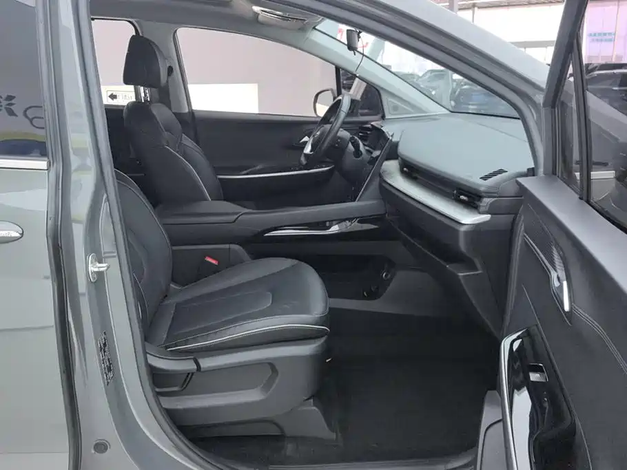 Hyundai Custo 2021 270TGDi Luxury LUX