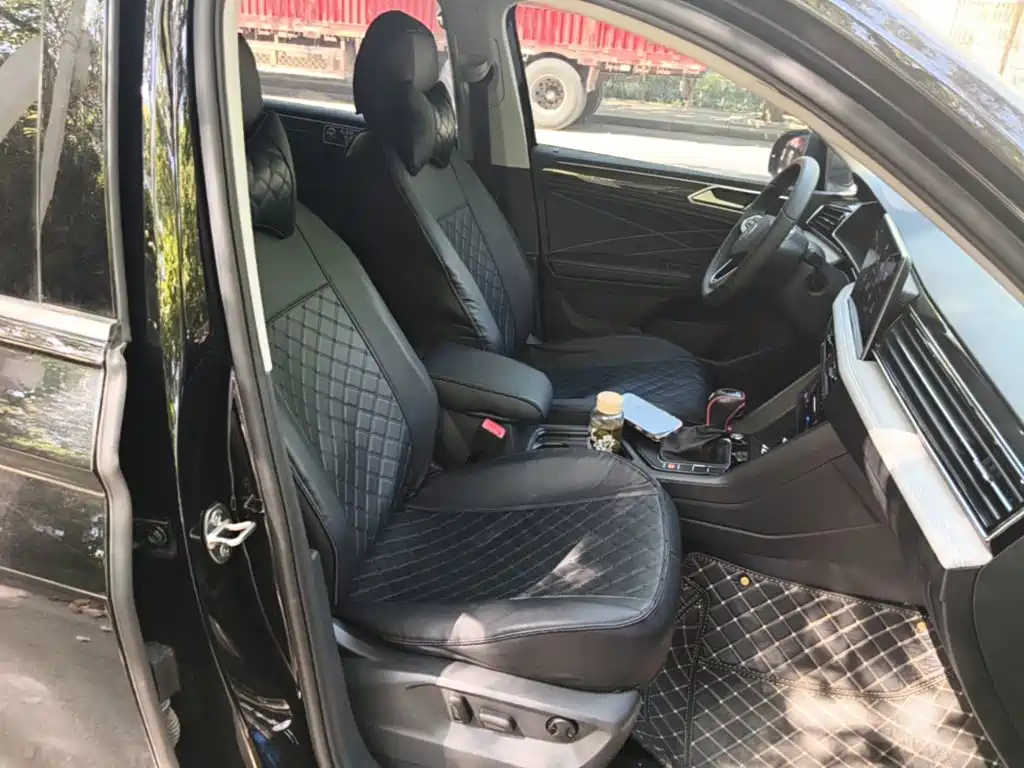 Volkswagen Tiguan L — миниатюра 25