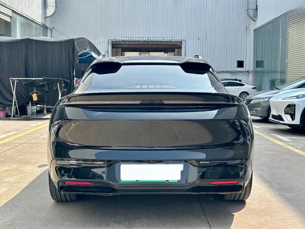 Zeekr 007GT — миниатюра 8