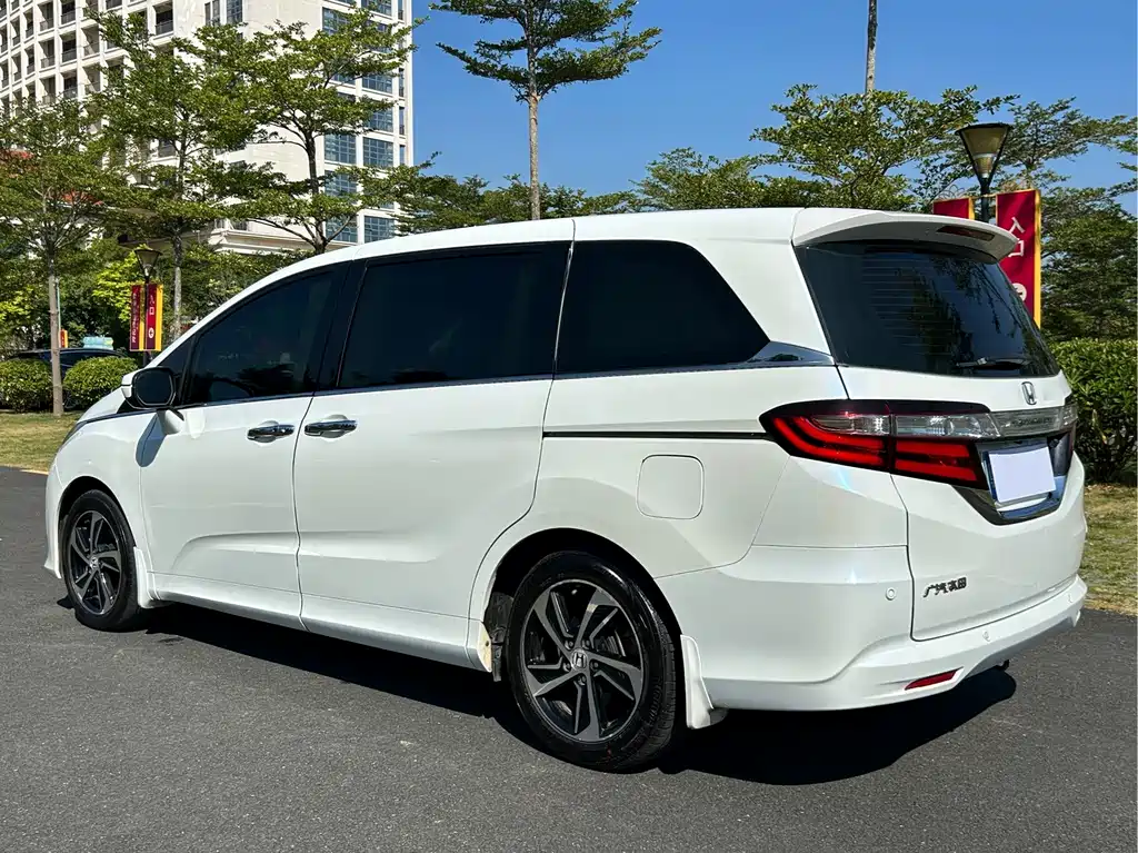 Honda Odyssey — миниатюра 7