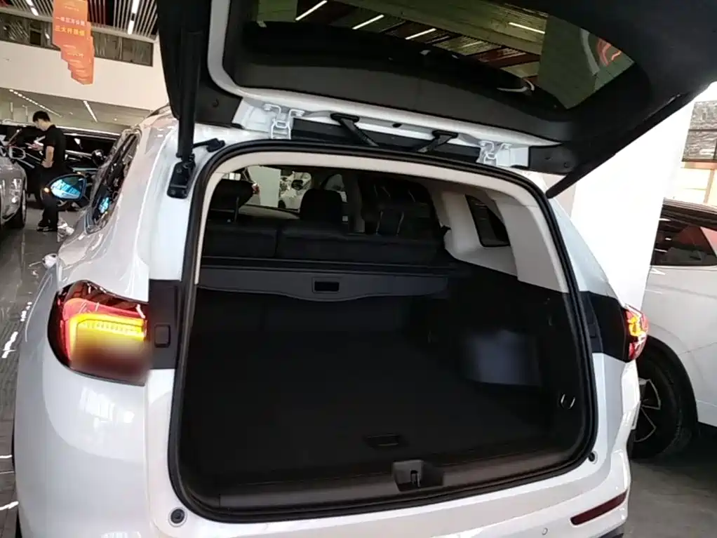 Buick Envision Plus — миниатюра 19