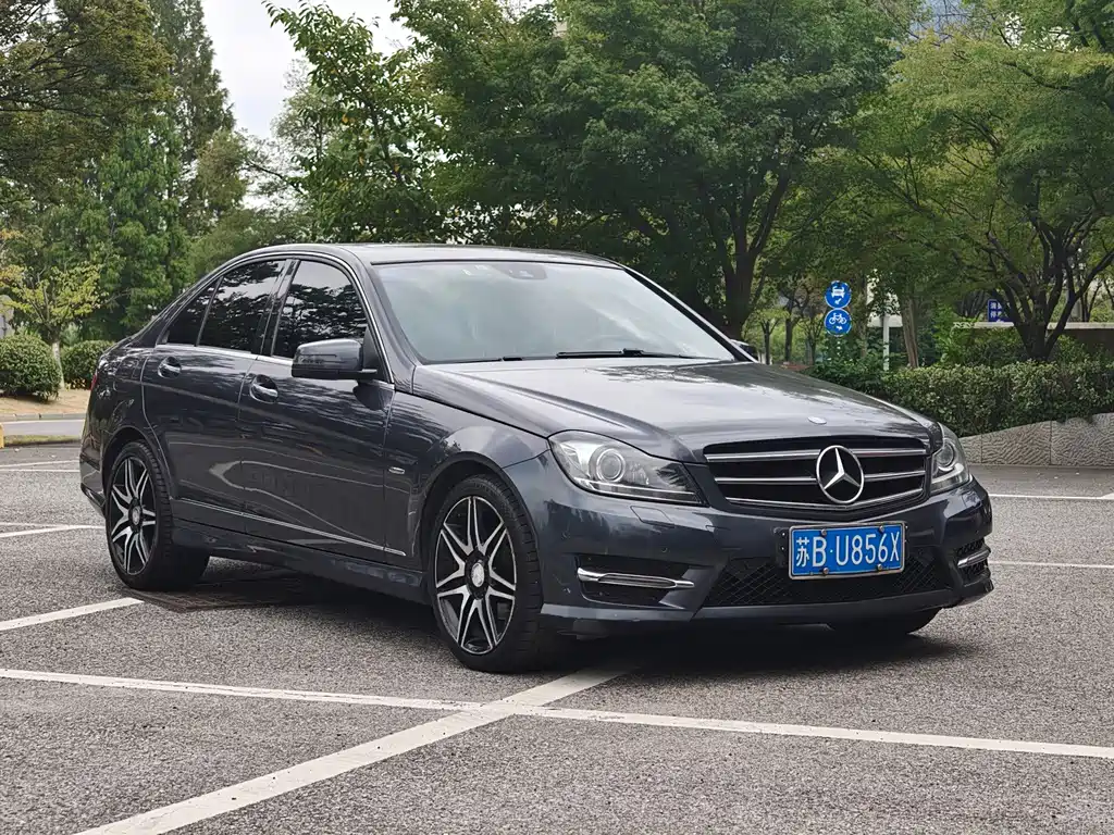 Mercedes-Benz C-Class — миниатюра 3