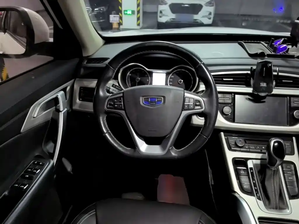 Geely Boyue — миниатюра 11