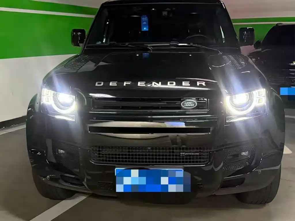 Land Rover Defender — миниатюра 2