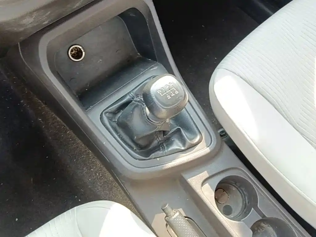 Wuling Hongguang V — миниатюра 14
