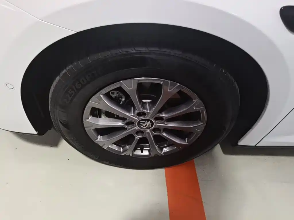 BYD Qin L — миниатюра 23