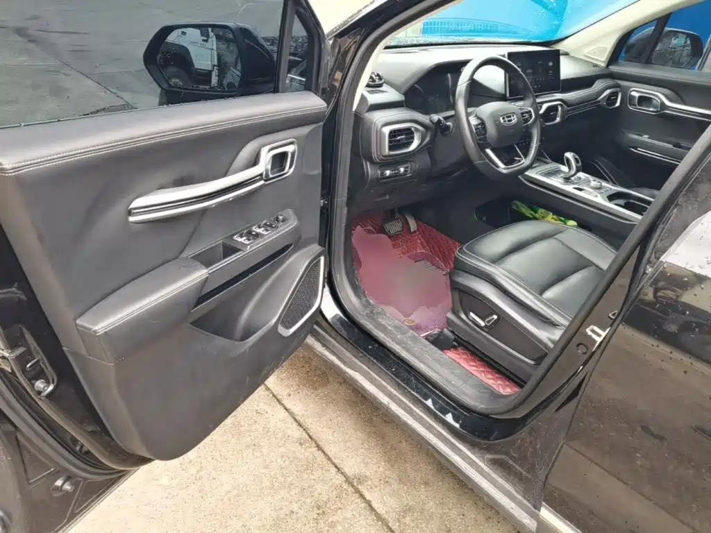 Geely Haoyue — миниатюра 16