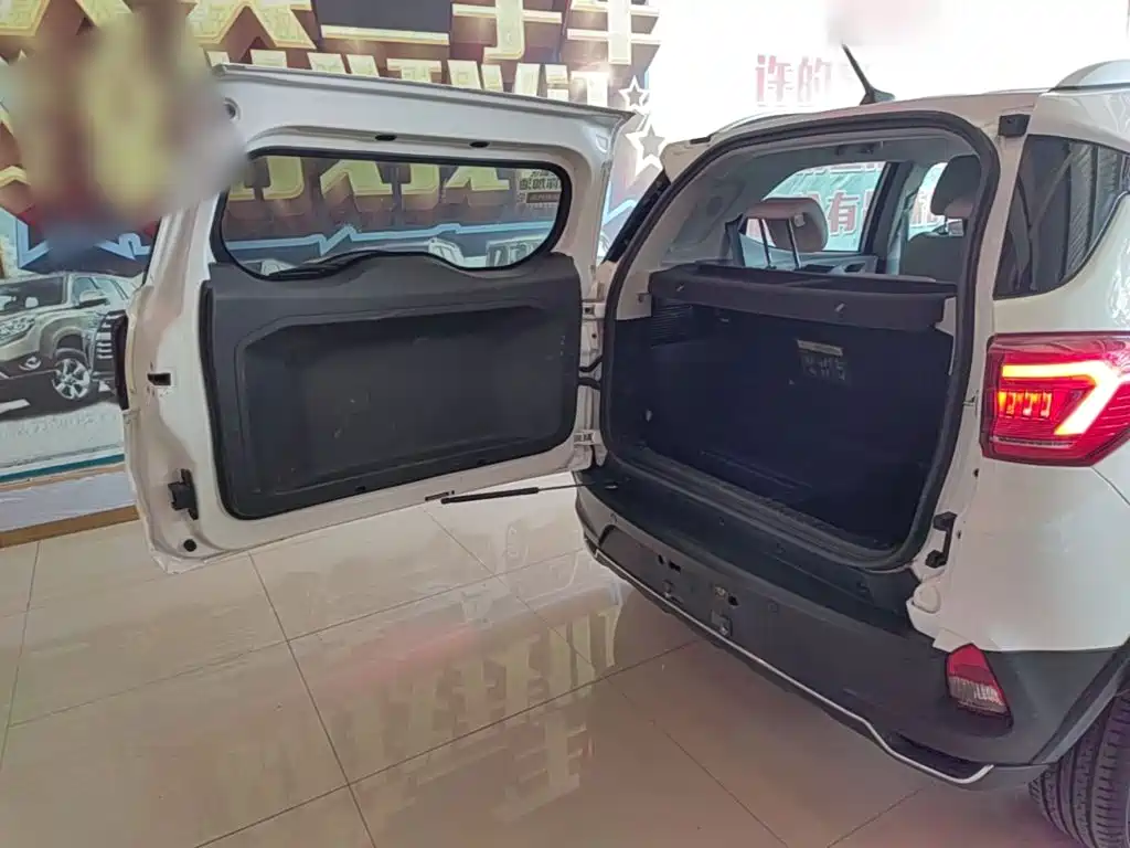 BYD Yuan Pro — миниатюра 19