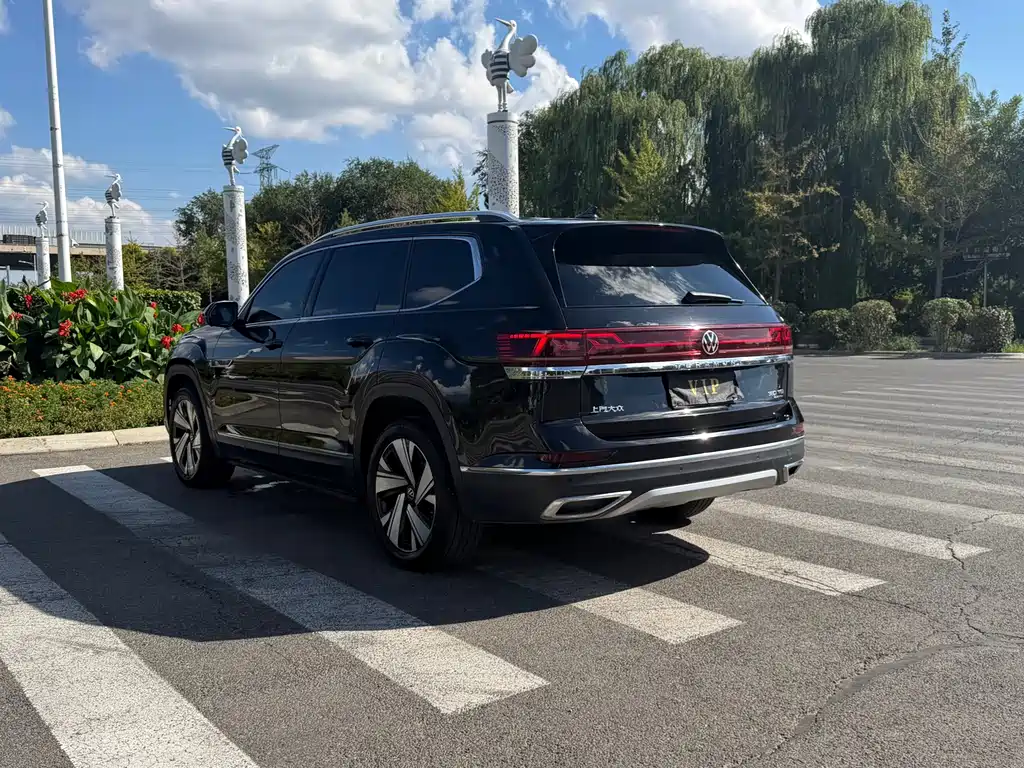 Volkswagen Teramont — миниатюра 5