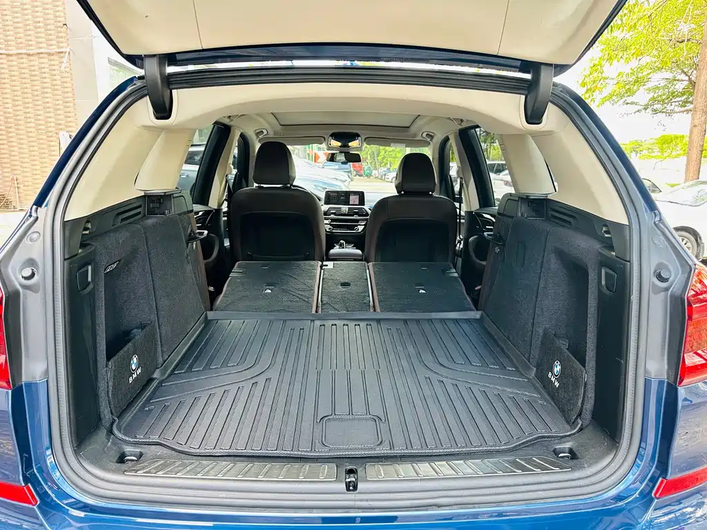 BMW X3 — миниатюра 15