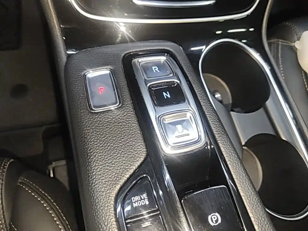 Hyundai Santa Fe — миниатюра 14