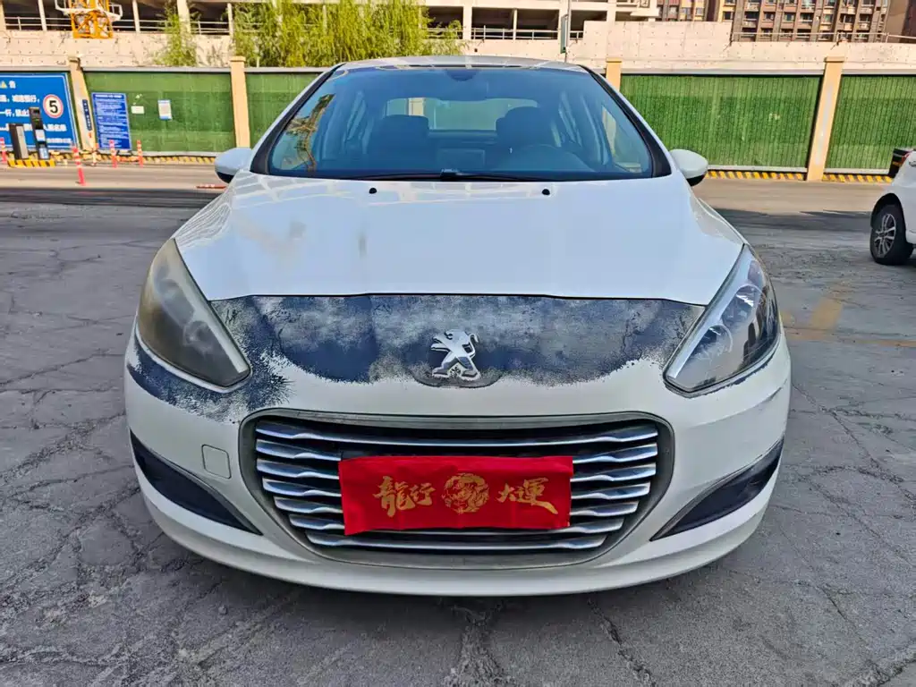Peugeot 308 — миниатюра 2