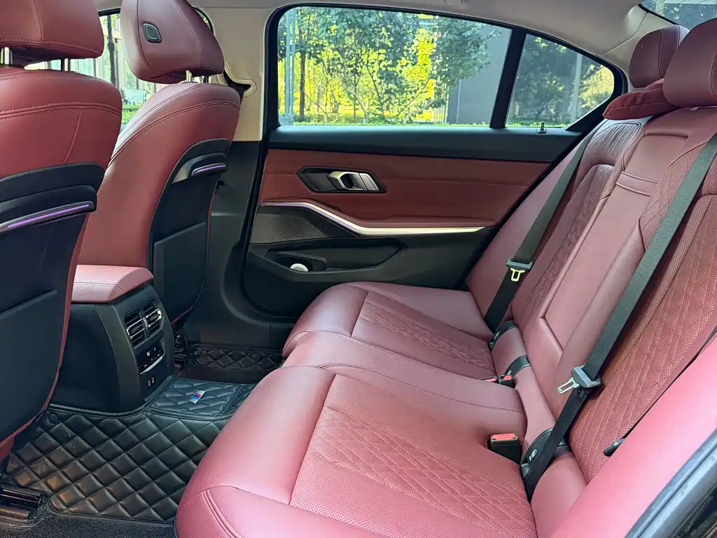 BMW 3 Series — миниатюра 12
