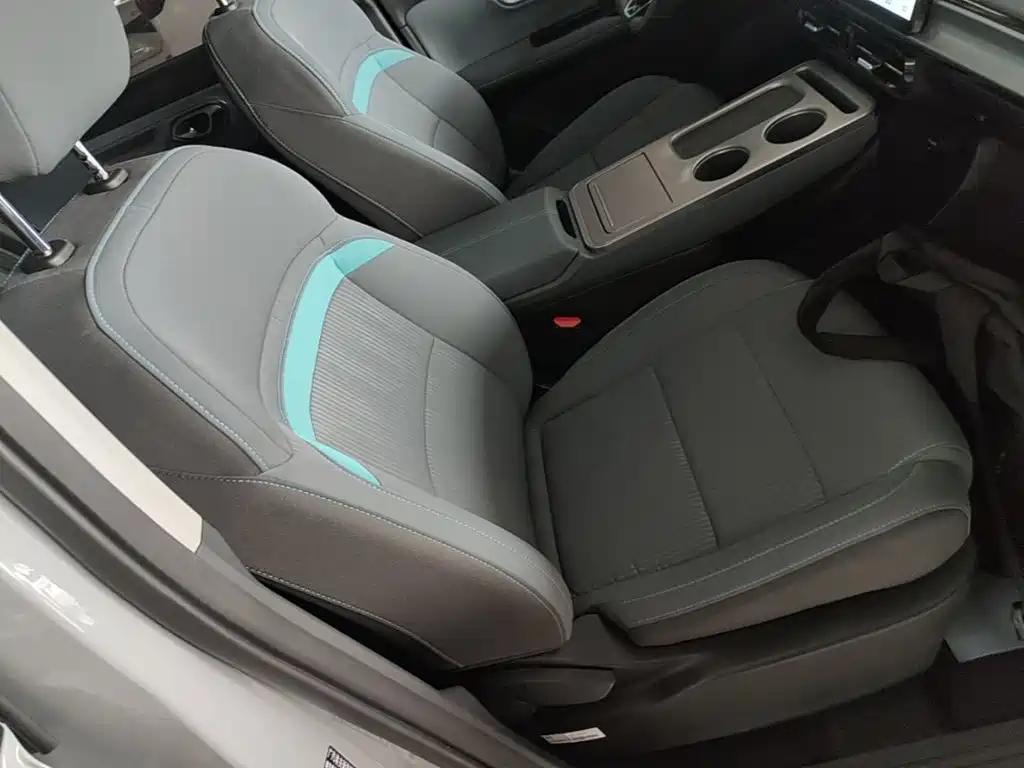 Aion AION Y — миниатюра 25