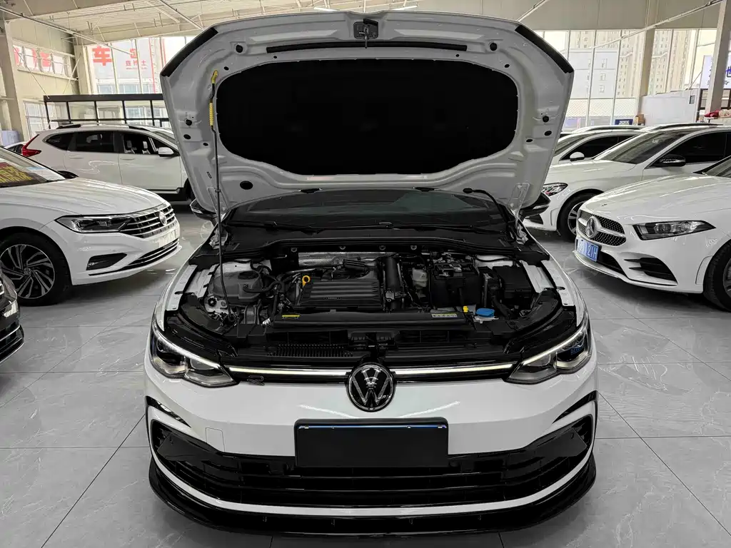 Volkswagen Golf — миниатюра 20