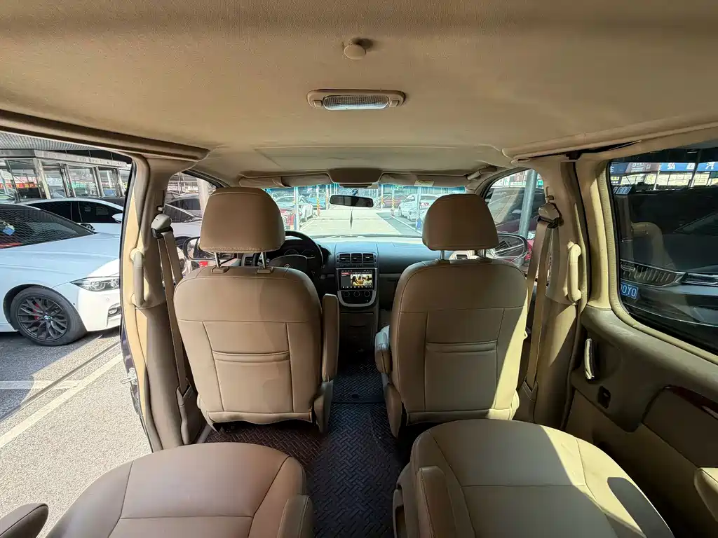Buick GL8 — миниатюра 5