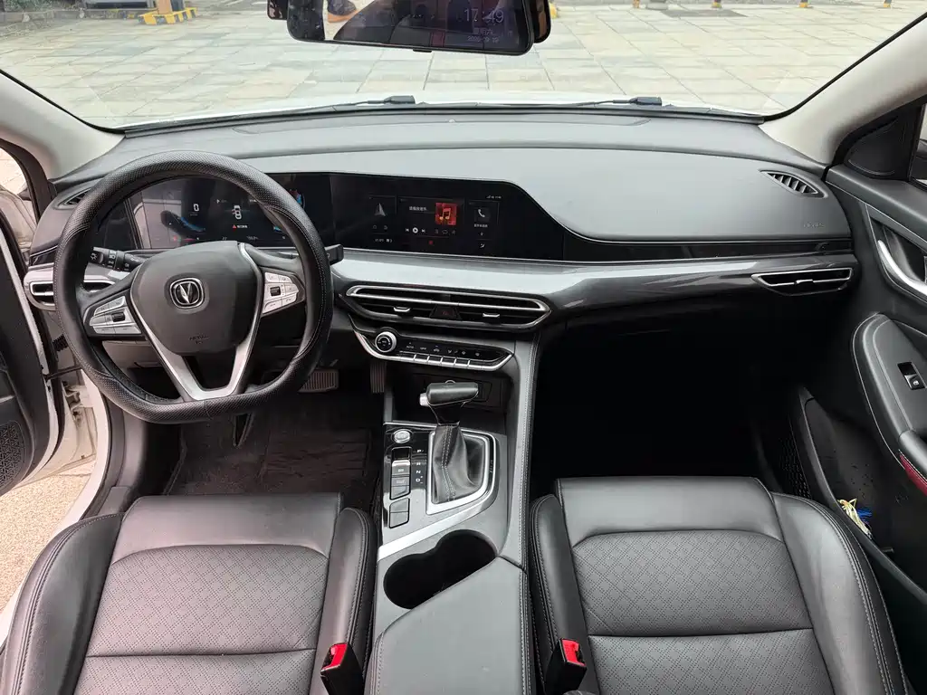 Changan Eado — миниатюра 5