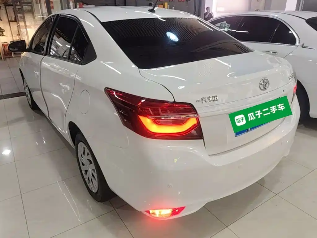 Toyota Vios — миниатюра 5