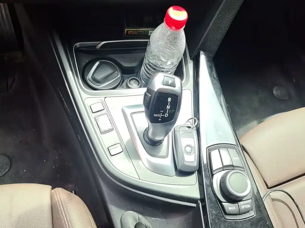 BMW 3 Series — миниатюра 14