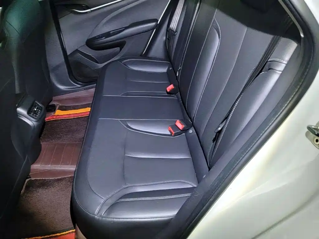 Buick Excelle — миниатюра 17