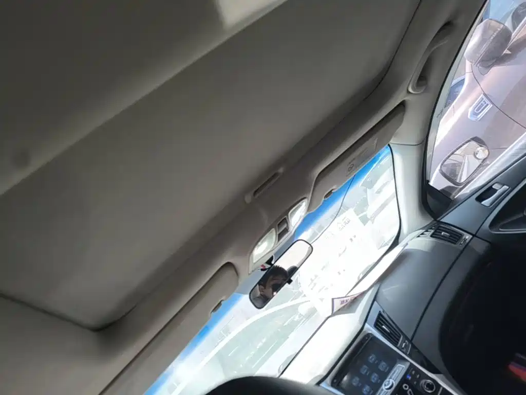 Hyundai Sonata — миниатюра 18