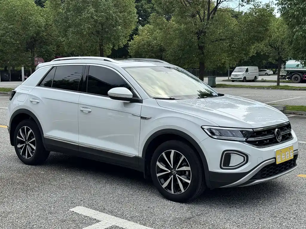 Volkswagen T-Roc — миниатюра 4