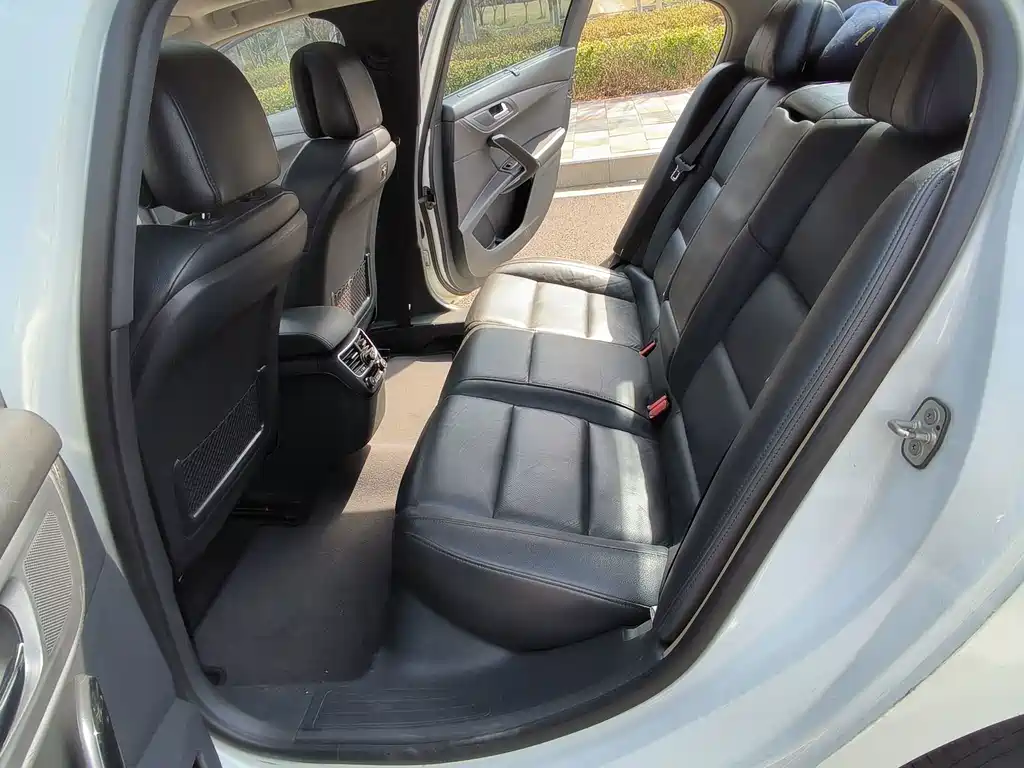 Peugeot 508 — миниатюра 8