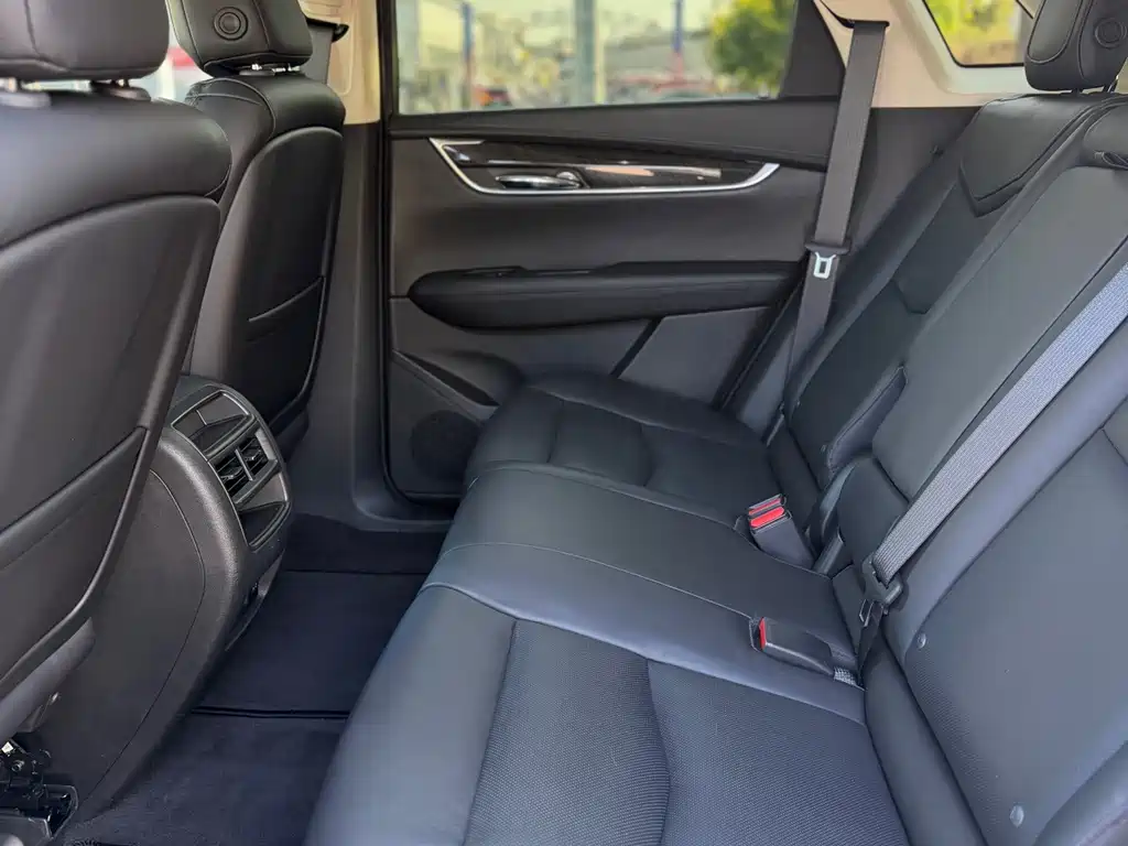 Cadillac XT5 — миниатюра 14