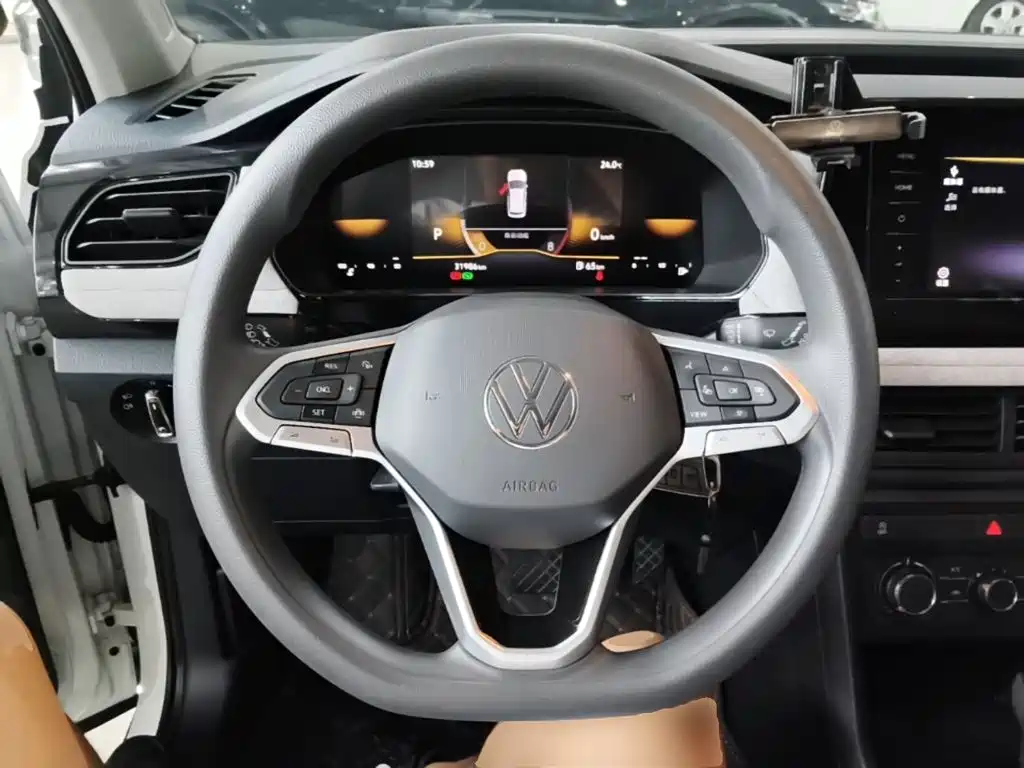 Volkswagen Tharu — миниатюра 11