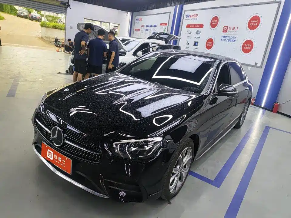奔驰E级 2021款 E 300 L 运动时尚型 2021