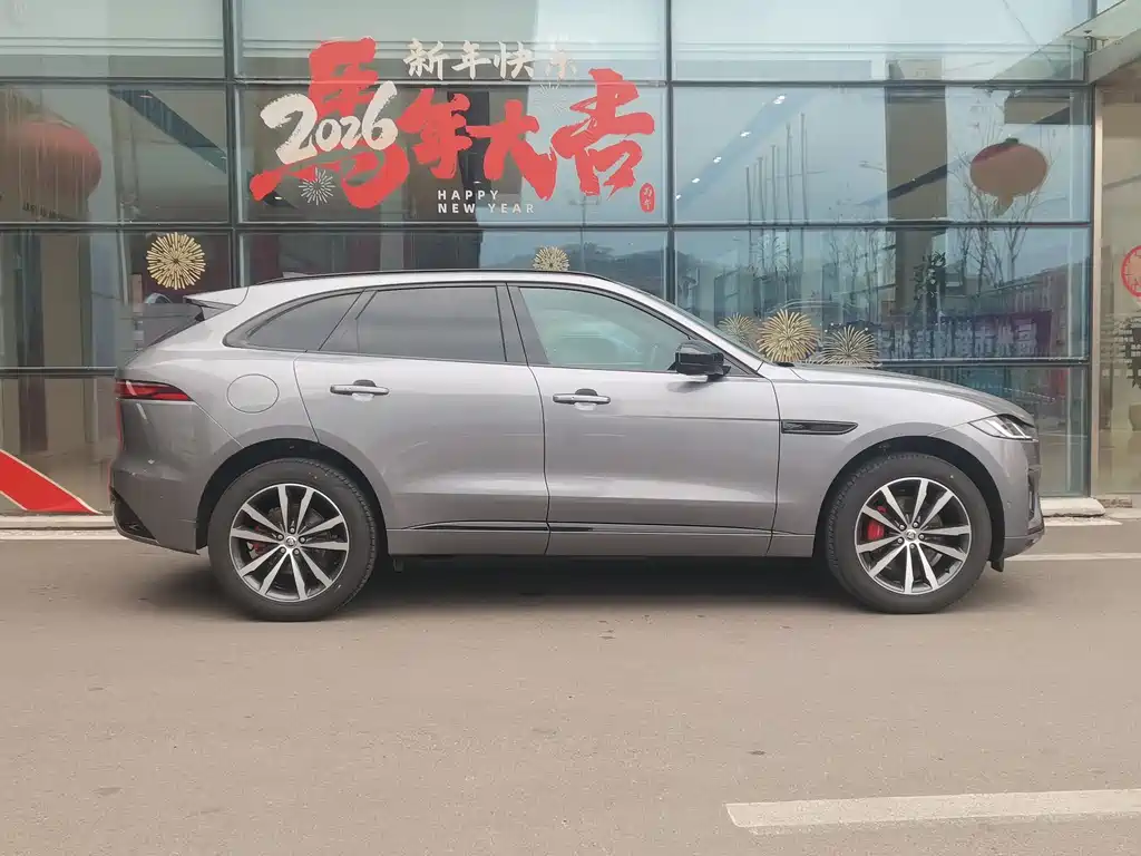 JAGUAR F PACE