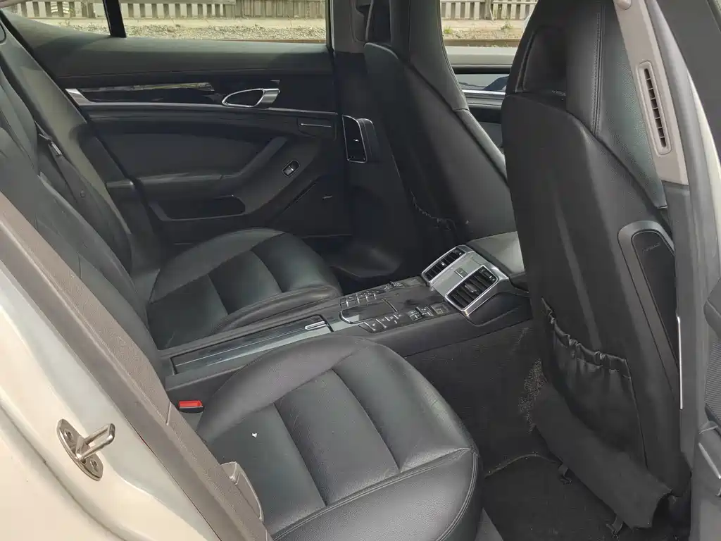 Porsche Panamera — миниатюра 20