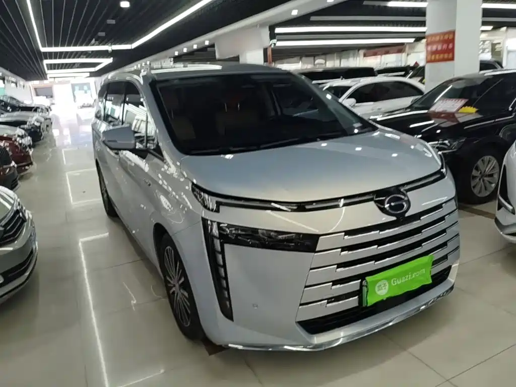 GAC Motor Trumpchi E8 PHEV — миниатюра 4