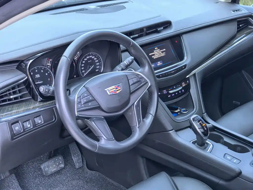Cadillac XT5 — миниатюра 13