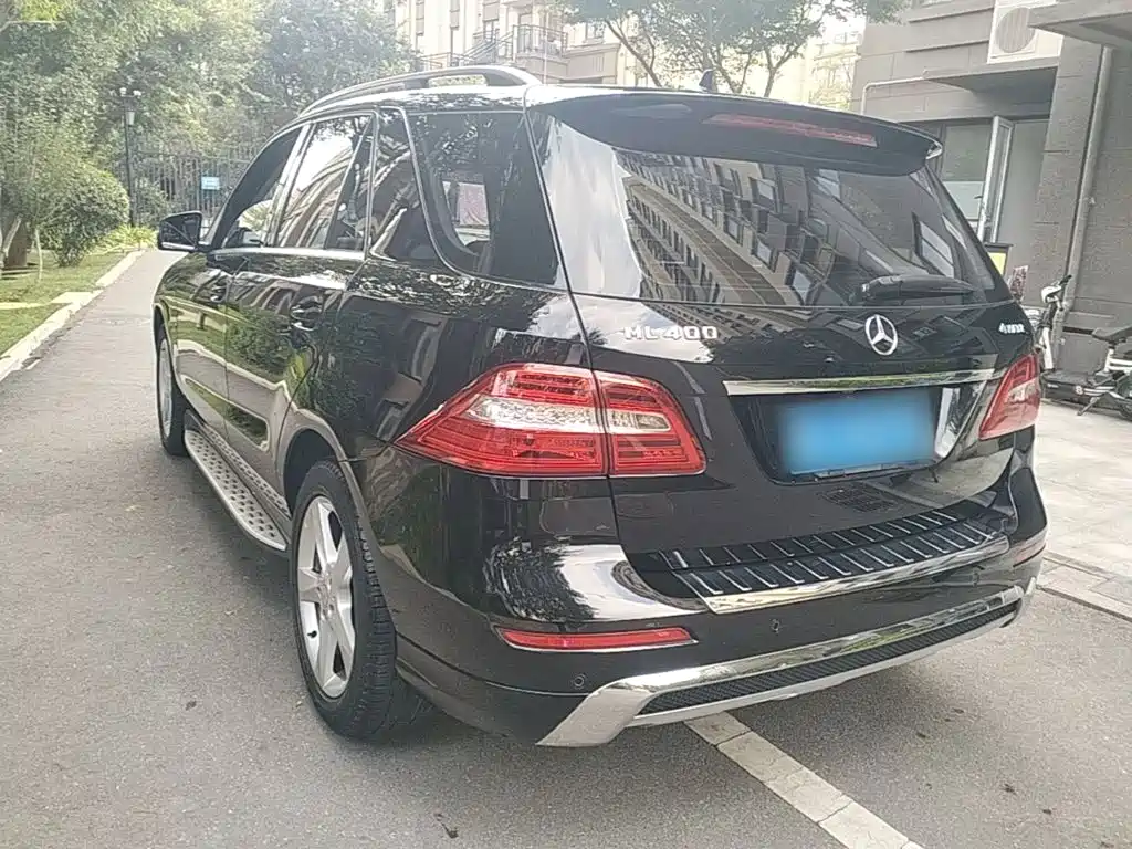 Mercedes-Benz M-Class — миниатюра 5