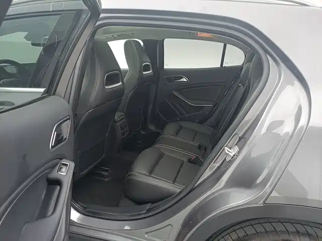 Mercedes-Benz GLA — миниатюра 7
