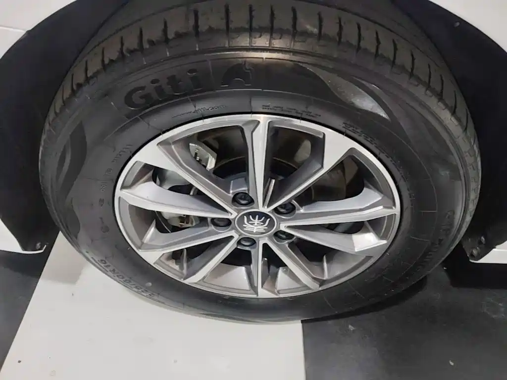BYD Qin PLUS — миниатюра 23