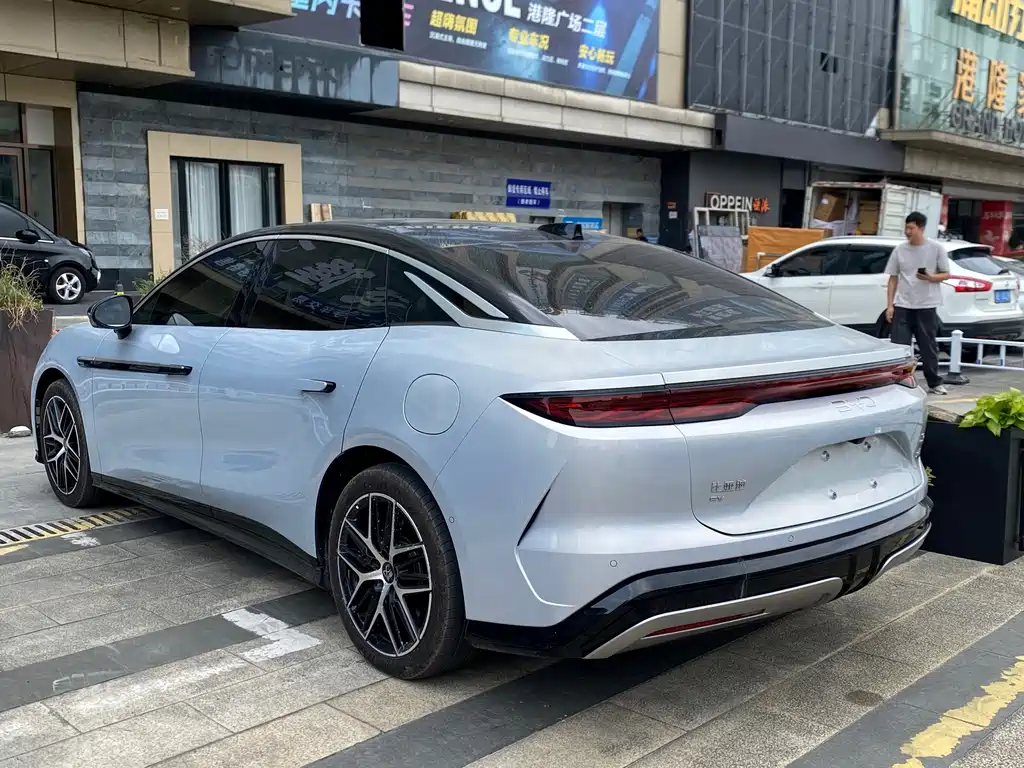 BYD Han L — миниатюра 13