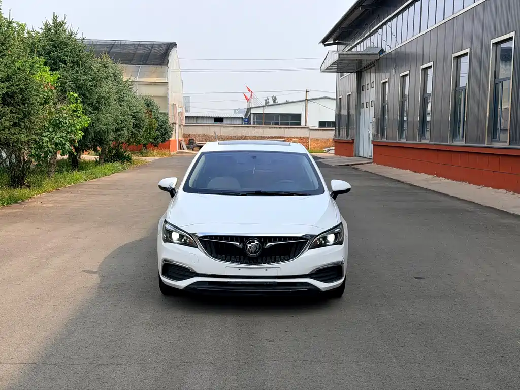 Buick Verano — миниатюра 2